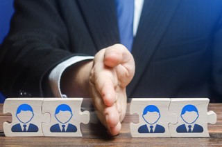 Foto: Andrii Yalanskyi - iStock.com - Betriebsaufspaltung: Die wichtigsten Informationen zur Betriebsaufspaltung